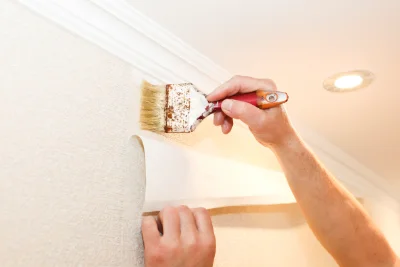 Pose de papier peint à Esclagne — revêtements muraux et toiles de verre